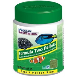 OCEAN NUTRITION Formula Two Pellets Small 200 g – Fischfutter